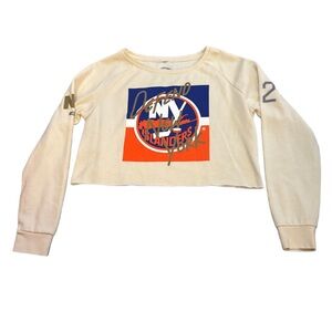 NHL NY Islanders Cream Long Sleeve Crop Defend New York Sweater Medium